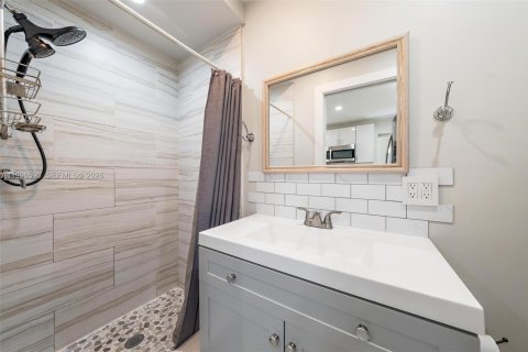 Купить коммерческую недвижимость в Уэст-Палм-Бич, Флорида 224.64м2, № 2058571 - фото 28