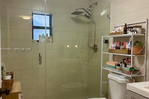 House in Miami, Florida 2 bedrooms № 2040099 - photo 21