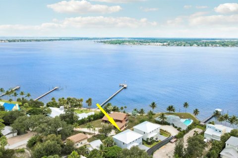 Casa en venta en Jensen Beach, Florida, 4 dormitorios, 274.43 m2 № 2242034 - foto 8