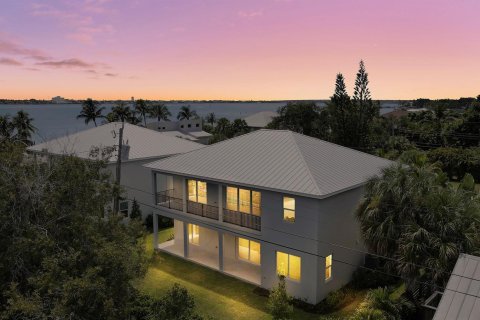 Casa en venta en Jensen Beach, Florida, 4 dormitorios, 274.43 m2 № 2242034 - foto 13