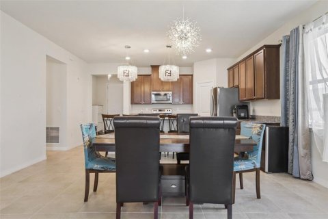 House in Riverview, Florida 4 bedrooms, 170.2 sq.m. № 1784639 - photo 11