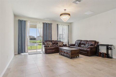 House in Riverview, Florida 4 bedrooms, 170.2 sq.m. № 1784639 - photo 9