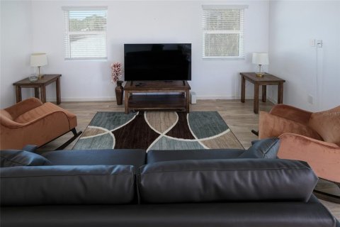 Casa en alquiler en Sarasota, Florida, 3 dormitorios, 92.9 m2 № 1853369 - foto 7