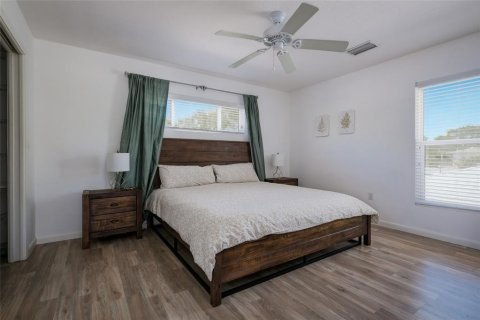 Casa en alquiler en Sarasota, Florida, 3 dormitorios, 92.9 m2 № 1853369 - foto 11