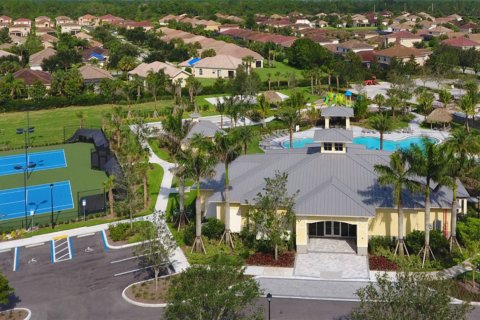 ORANGE BLOSSOM RANCH in Naples, Florida № 26617 - photo 1