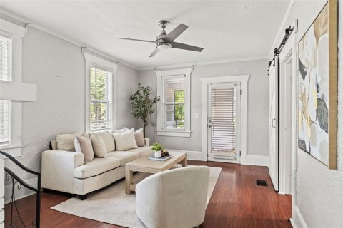 Casa en venta en Tampa, Florida, 3 dormitorios, 115.57 m2 № 2224774 - foto 7