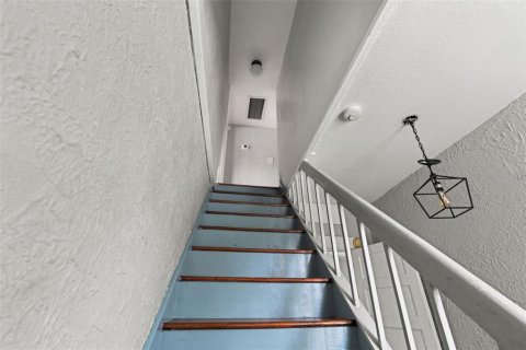 Casa en venta en Tampa, Florida, 3 dormitorios, 115.57 m2 № 2224774 - foto 20