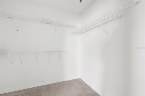 Condo in Orlando, Florida, 2 bedrooms № 2092591 - photo 23