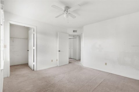 Condo in Orlando, Florida, 2 bedrooms № 2092591 - photo 18