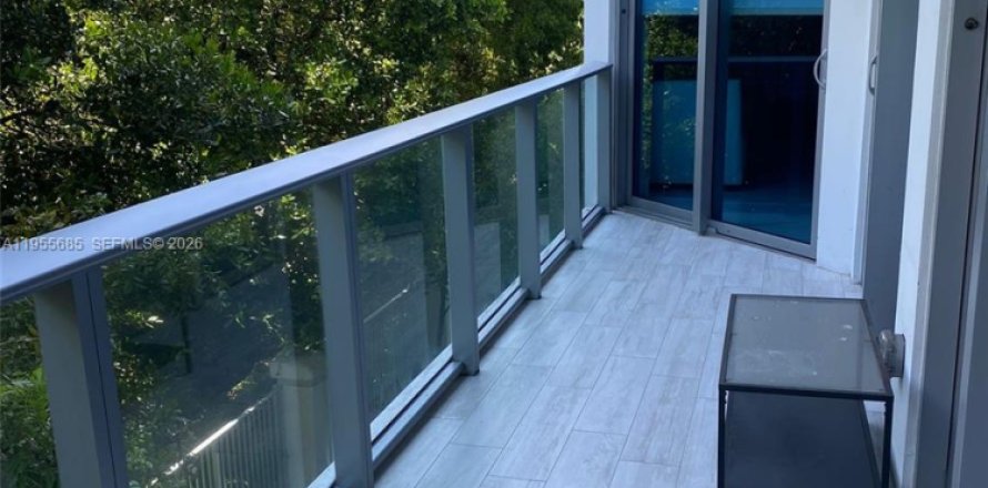 Condo in North Miami Beach, Florida, 3 bedrooms  № 2009691