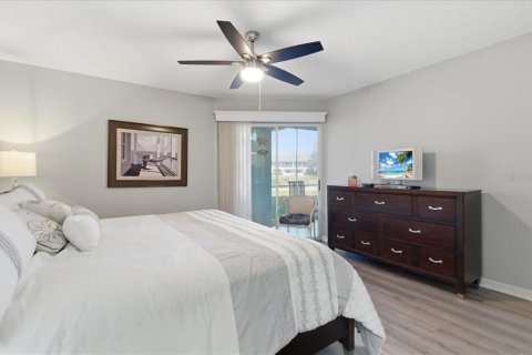 Condo in Bradenton, Florida, 2 bedrooms  № 2151266 - photo 25