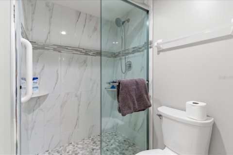 Condo in Bradenton, Florida, 2 bedrooms  № 2151266 - photo 28
