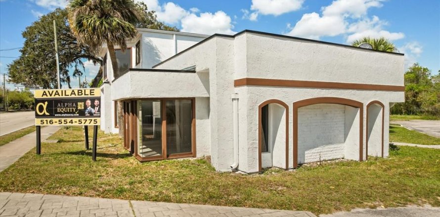 Immobilier commercial à Longwood, Floride 405.24 m2 № 1879484