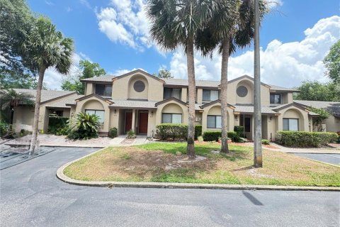 Adosado en Winter Springs, Florida 2 dormitorios, 113.71 m2 № 2150189