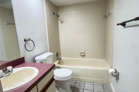 Adosado en venta en Winter Springs, Florida, 2 dormitorios, 113.71 m2 № 2150189 - foto 11