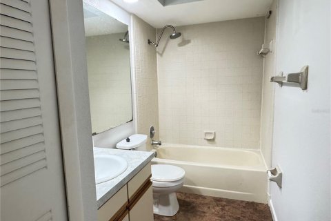 Adosado en venta en Winter Springs, Florida, 2 dormitorios, 113.71 m2 № 2150189 - foto 17