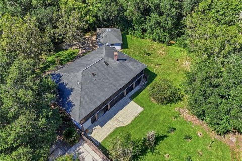 House in Gainesville, Florida 3 bedrooms, 385.73 sq.m. № 2419740 - photo 2
