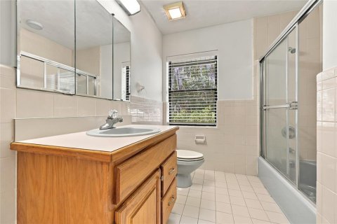 House in Gainesville, Florida 3 bedrooms, 385.73 sq.m. № 2419740 - photo 28