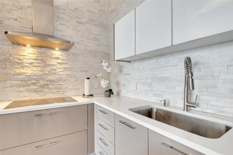 Купить кондоминиум в Майами, Флорида 2 спальни, 154.78м2, № 1928124 - фото 10