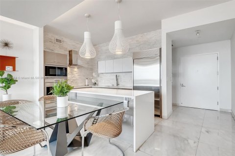 Купить кондоминиум в Майами, Флорида 2 спальни, 154.78м2, № 1928124 - фото 4