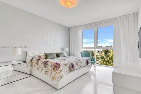 Купить кондоминиум в Майами, Флорида 2 спальни, 154.78м2, № 1928124 - фото 15