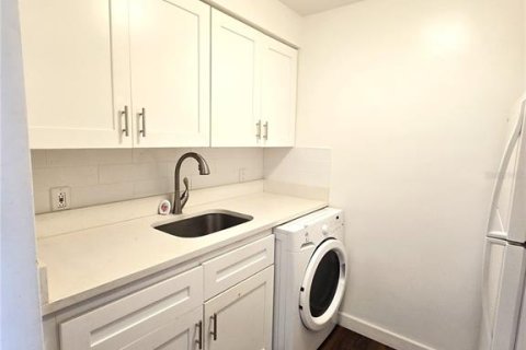 Copropriété à louer à Clearwater, Floride: 1 chambre, 54.35 m2 № 2416289 - photo 12