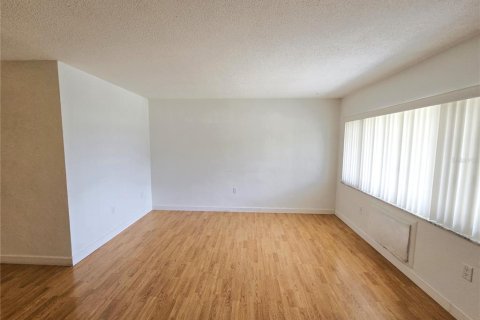 Copropriété à louer à Clearwater, Floride: 1 chambre, 54.35 m2 № 2416289 - photo 7