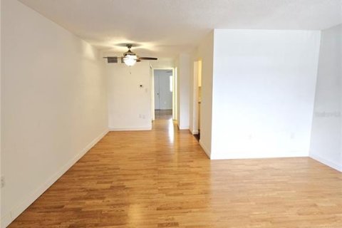 Copropriété à louer à Clearwater, Floride: 1 chambre, 54.35 m2 № 2416289 - photo 9