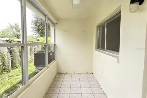 Copropriété à louer à Clearwater, Floride: 1 chambre, 54.35 m2 № 2416289 - photo 20