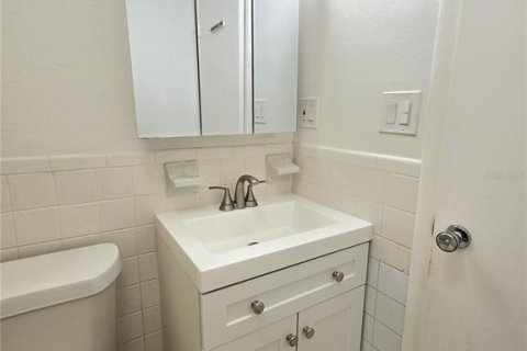Copropriété à louer à Clearwater, Floride: 1 chambre, 54.35 m2 № 2416289 - photo 16