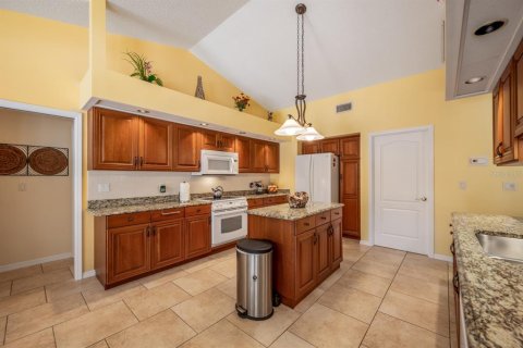 Villa ou maison à vendre à Sarasota, Floride: 3 chambres, 195.84 m2 № 1771434 - photo 16
