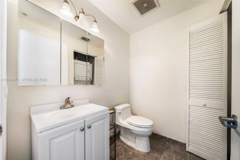 Copropriété à vendre à Miami, Floride: 1 chambre, 68.28 m2 № 2170777 - photo 15