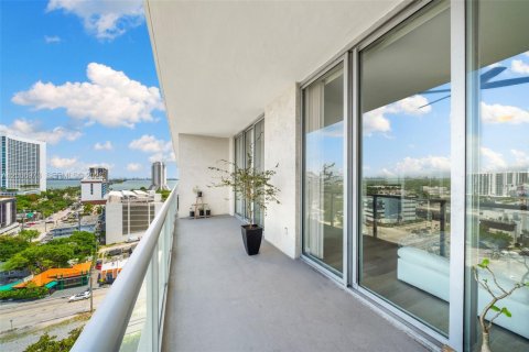 Copropriété à vendre à Miami, Floride: 1 chambre, 68.28 m2 № 2170777 - photo 10
