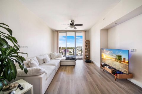 Copropriété à vendre à Miami, Floride: 1 chambre, 68.28 m2 № 2170777 - photo 3