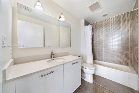 Copropriété à vendre à Miami, Floride: 1 chambre, 68.28 m2 № 2170777 - photo 8