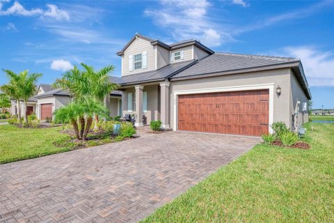 House in Parrish, Florida 3 bedrooms, 219.62 sq.m. № 2411553 - photo 4