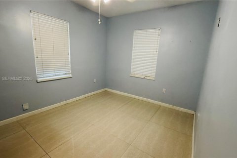 Снять в аренду виллу или дом в Холливуд, Флорида 1 спальня, 135.92м2, № 2029425 - фото 9