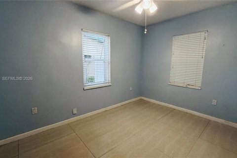 Снять в аренду виллу или дом в Холливуд, Флорида 1 спальня, 135.92м2, № 2029425 - фото 11