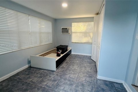 Снять в аренду виллу или дом в Холливуд, Флорида 1 спальня, 135.92м2, № 2029425 - фото 15