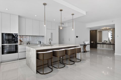 Condo in Riviera Beach, Florida, 3 bedrooms  № 2179935 - photo 17