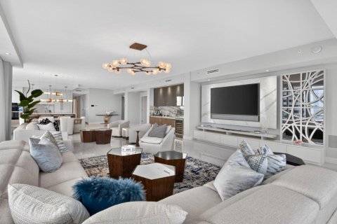 Condo in Riviera Beach, Florida, 3 bedrooms  № 2179935 - photo 9