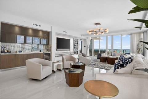 Condo in Riviera Beach, Florida, 3 bedrooms  № 2179935 - photo 5