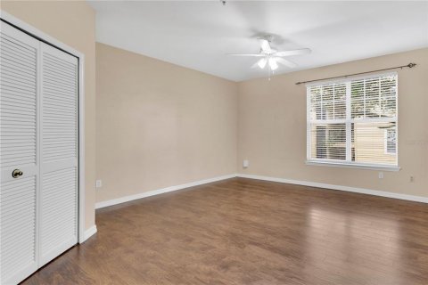 Condo in Longwood, Florida, 2 bedrooms  № 2370836 - photo 9