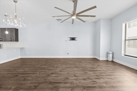 Townhouse in Tampa, Florida 2 bedrooms, 162.39 sq.m. № 1550776 - photo 16