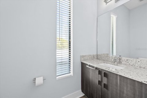 Townhouse in Tampa, Florida 2 bedrooms, 162.39 sq.m. № 1550776 - photo 15