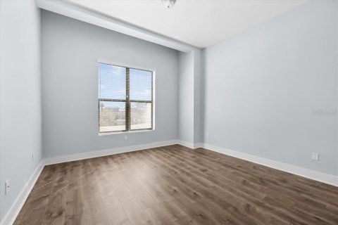 Townhouse in Tampa, Florida 2 bedrooms, 162.39 sq.m. № 1550776 - photo 26