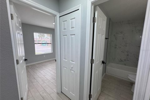 Townhouse in Kissimmee, Florida 2 bedrooms, 92.07 sq.m. № 1900140 - photo 27