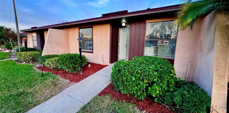 Townhouse in Kissimmee, Florida 2 bedrooms, 92.07 sq.m. № 1900140