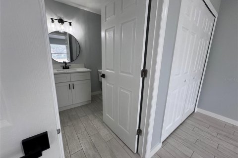 Townhouse in Kissimmee, Florida 2 bedrooms, 92.07 sq.m. № 1900140 - photo 19