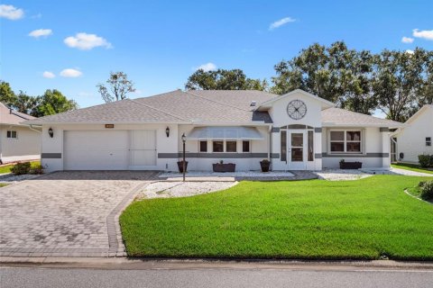 Villa ou maison à vendre à Leesburg, Floride: 3 chambres, 190.17 m2 № 1912762 - photo 1